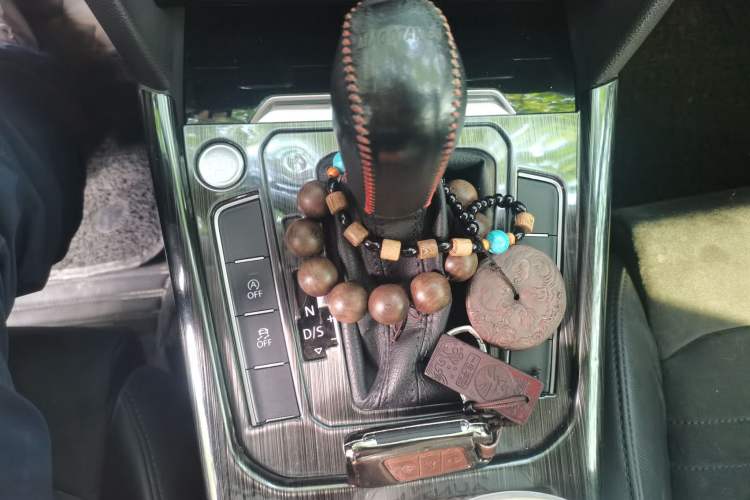 Used Volkswagen Magotan 2018 330TSI DSG Luxury Model Gear Lever