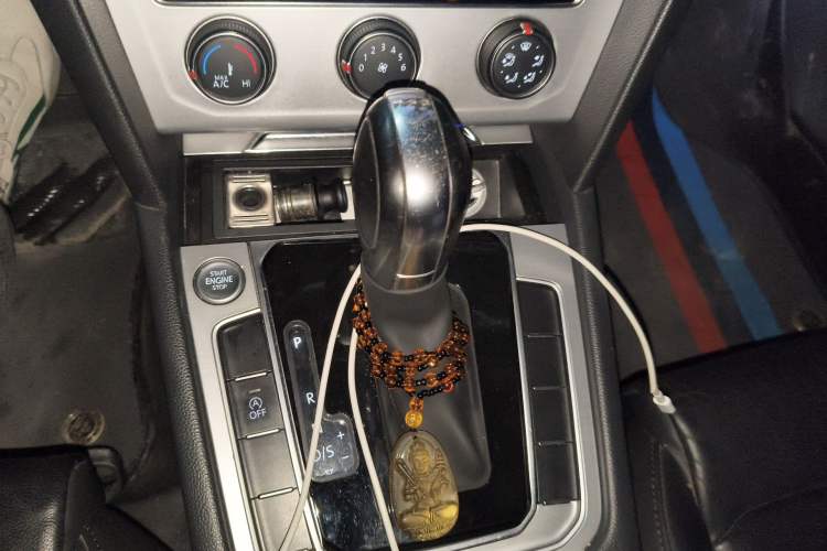 Used Volkswagen Magotan 2018 280TSI DSG Comfort Model Gear Lever