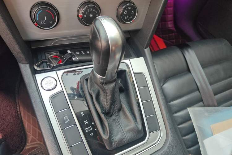 Used Volkswagen Magotan 2018 280TSI DSG Enjoyment Model Gear Lever