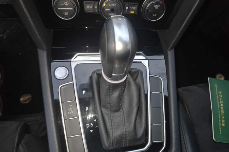 Used Volkswagen Magotan 2018 330TSI DSG Luxury Model Gear Lever