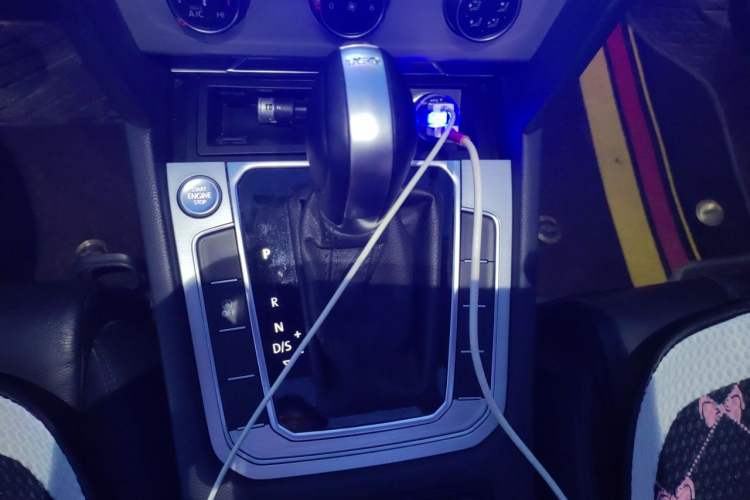 Used Volkswagen Magotan 2018 280TSI DSG Comfort Model Gear Lever