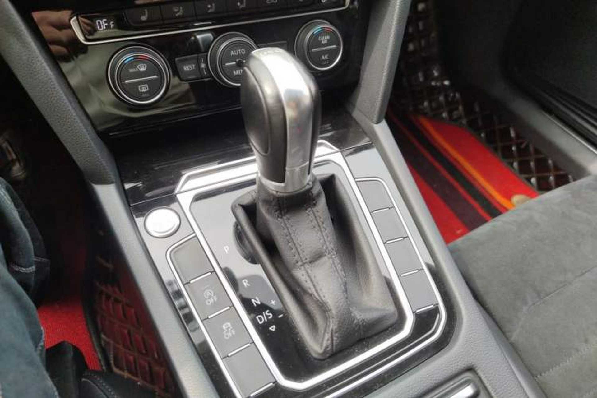 Used Volkswagen Magotan 2018 330TSI DSG Luxury Model Gear Lever