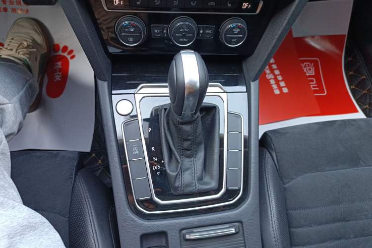 Used Volkswagen Magotan 2018 380TSI DSG Prestige Model Gear Lever