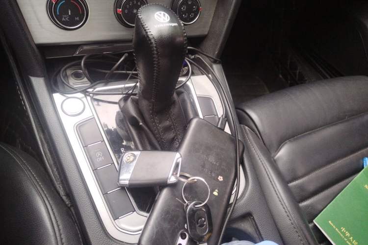 Used Volkswagen Magotan 2018 280TSI DSG Comfort Model Gear Lever