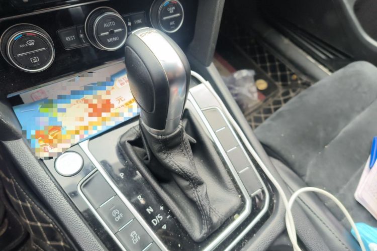 Used Volkswagen Magotan 2018 380TSI DSG Luxury Model Gear Lever