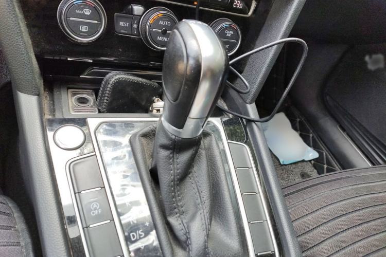 Used Volkswagen Magotan 2018 330TSI DSG Luxury Model Gear Lever