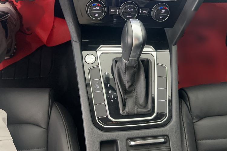 Used Volkswagen Magotan 2018 Facelift 330TSI DSG Luxury Model Gear Lever
