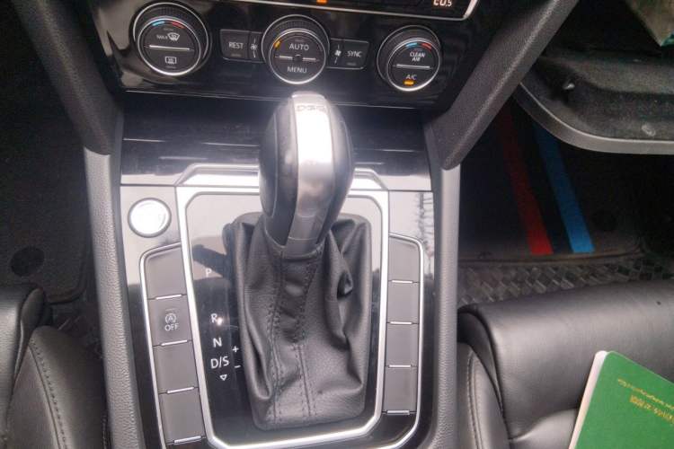 Used Volkswagen Magotan 2018 330TSI DSG Luxury Model Gear Lever