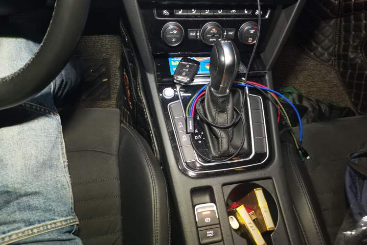 Used Volkswagen Magotan 2018 330TSI DSG Luxury Model Gear Lever