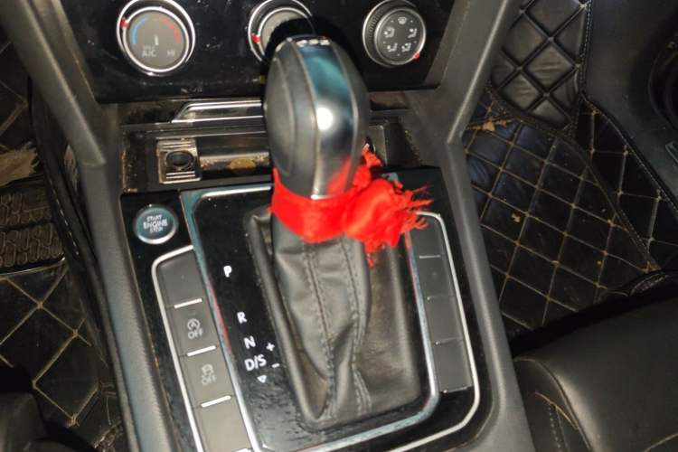 Used Volkswagen Magotan 2018 330TSI DSG Advanced Model Gear Lever