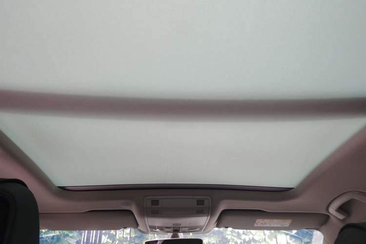 Used Volkswagen Magotan 2018 380TSI DSG Luxury Model Headliner