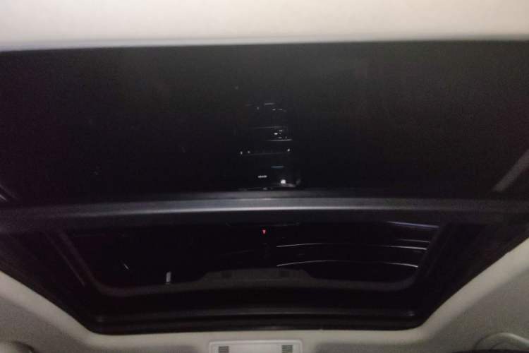Used Volkswagen Magotan 2018 330TSI DSG Luxury Model Headliner
