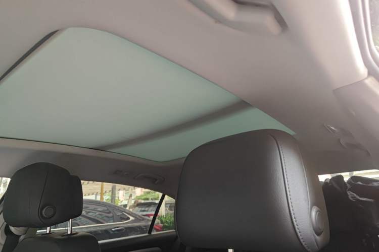 Used Volkswagen Magotan 2018 330TSI DSG Advanced Model Headliner