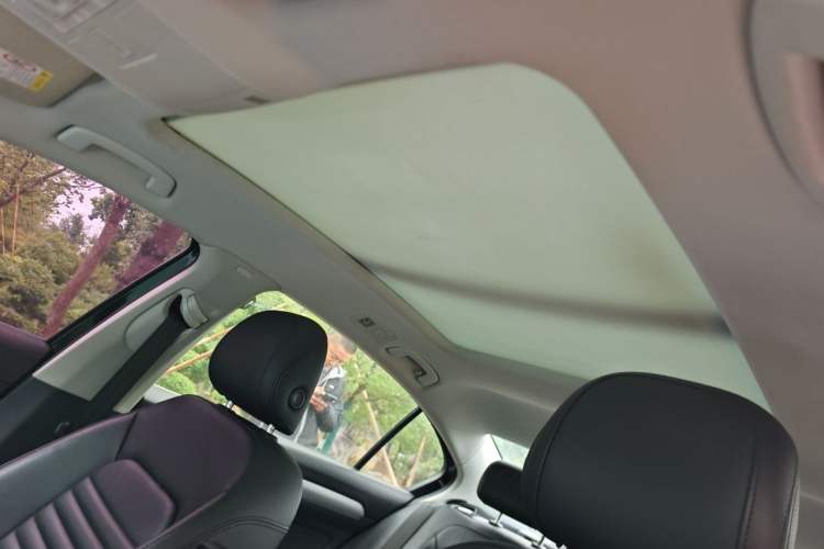 Used Volkswagen Magotan 2018 280TSI DSG Comfort Model Headliner