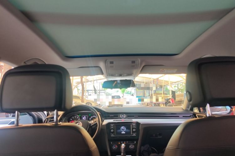 Used Volkswagen Magotan 2018 330TSI DSG Advanced Model Headliner