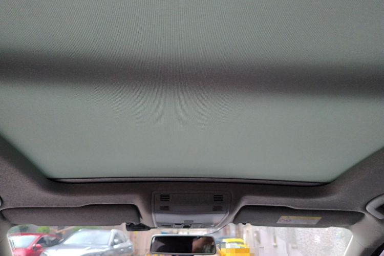 Used Volkswagen Magotan 2018 330TSI DSG Advanced Model Headliner