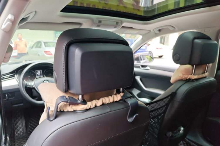 Used Volkswagen Magotan 2018 330TSI DSG Advanced Model Headliner