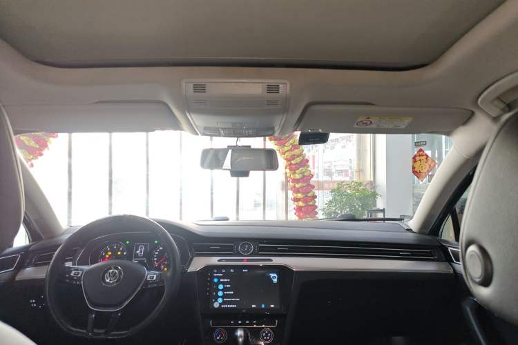Used Volkswagen Magotan 2018 330TSI DSG Advanced Model Headliner