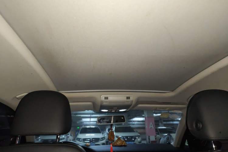 Used Volkswagen Magotan 2018 280TSI DSG Comfort Model Headliner
