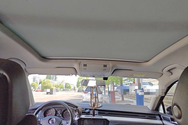 Used Volkswagen Magotan 2018 330TSI DSG Advanced Model Headliner