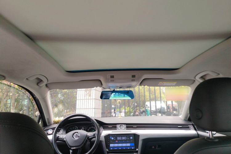 Used Volkswagen Magotan 2018 280TSI DSG Leading Model Headliner