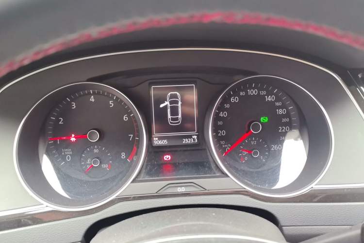 Used Volkswagen Magotan 2018 330TSI DSG Advanced Model Instrument Cluster
