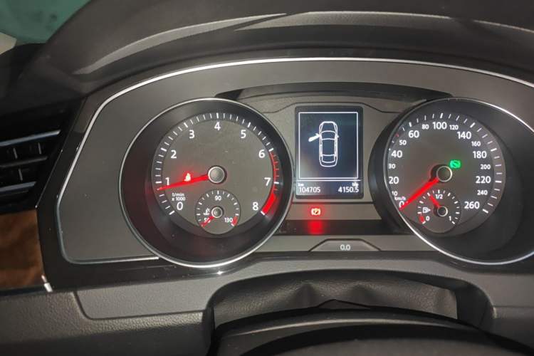 Used Volkswagen Magotan 2018 330TSI DSG Luxury Model Instrument Cluster