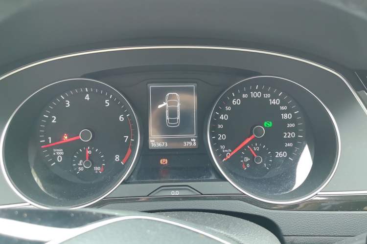 Used Volkswagen Magotan 2018 330TSI DSG Luxury Model Instrument Cluster