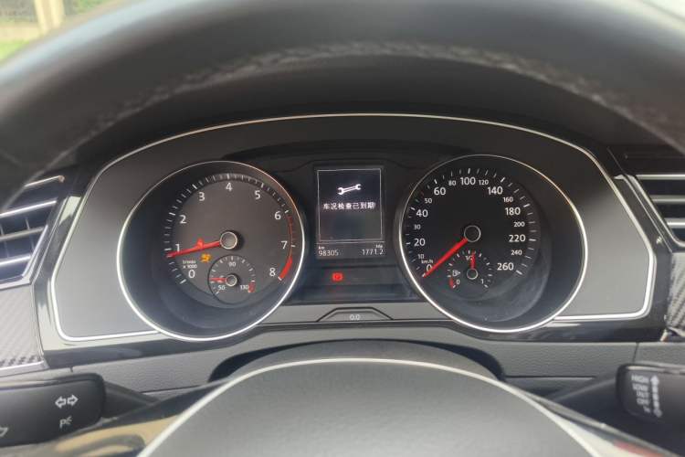 Used Volkswagen Magotan 2018 330TSI DSG Advanced Model Instrument Cluster