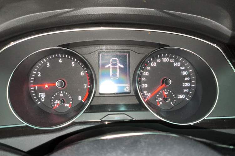 Used Volkswagen Magotan 2018 330TSI DSG Luxury Model Instrument Cluster