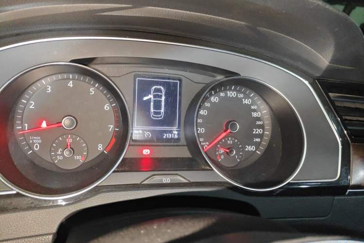 Used Volkswagen Magotan 2018 Facelift 330TSI DSG Luxury Model Instrument Cluster