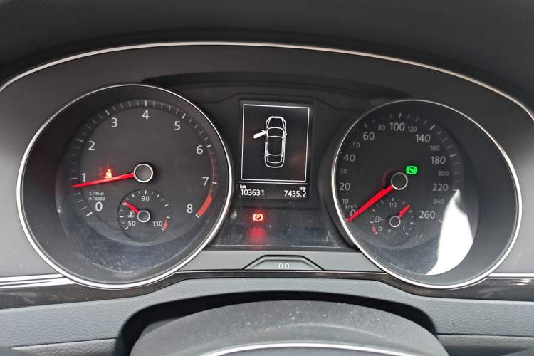 Used Volkswagen Magotan 2018 330TSI DSG Advanced Model Instrument Cluster