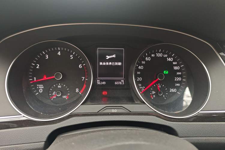 Used Volkswagen Magotan 2018 330TSI DSG Luxury Model Instrument Cluster