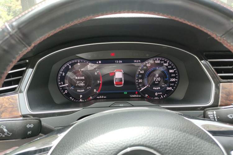 Used Volkswagen Magotan 2018 330TSI DSG Luxury Model Instrument Cluster