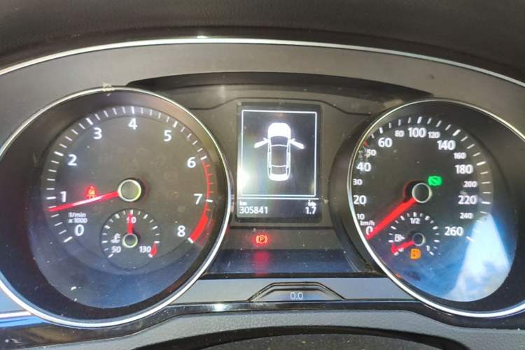 Used Volkswagen Magotan 2018 330TSI DSG Advanced Model Instrument Cluster