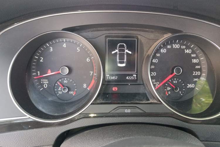 Used Volkswagen Magotan 2018 Facelift 330TSI DSG Luxury Model Instrument Cluster