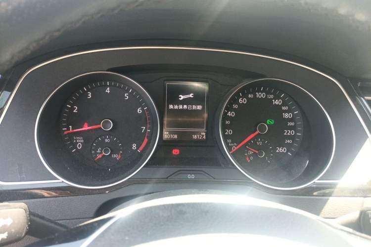 Used Volkswagen Magotan 2018 Facelift 330TSI DSG Luxury Model Instrument Cluster