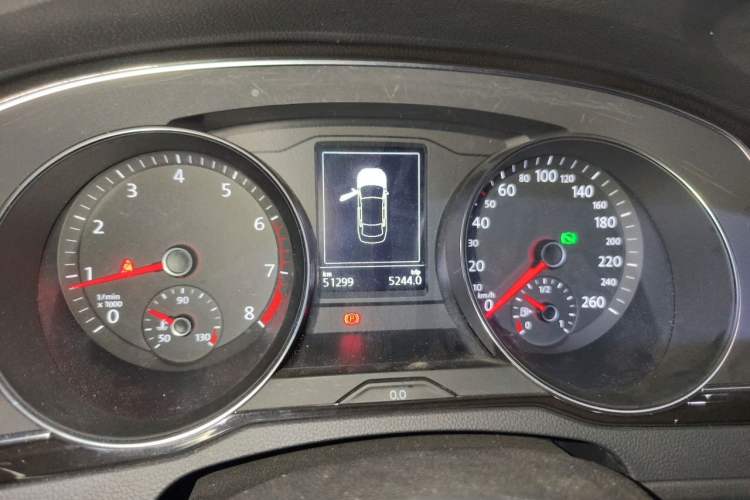Used Volkswagen Magotan 2018 280TSI DSG Leading Model Instrument Cluster