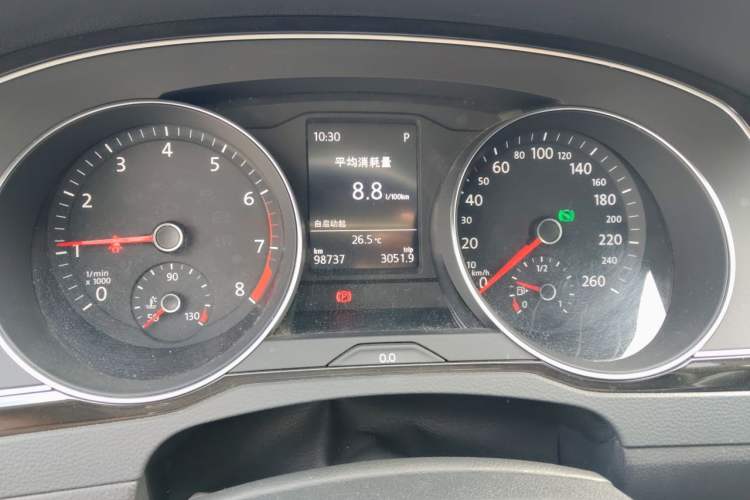 Used Volkswagen Magotan 2018 Facelift 330TSI DSG Luxury Model Instrument Cluster
