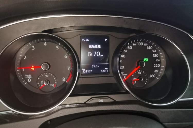 Used Volkswagen Magotan 2018 Facelift 330TSI DSG Luxury Model Instrument Cluster