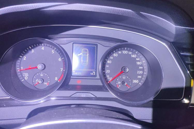 Used Volkswagen Magotan 2018 330TSI DSG Advanced Model Instrument Cluster