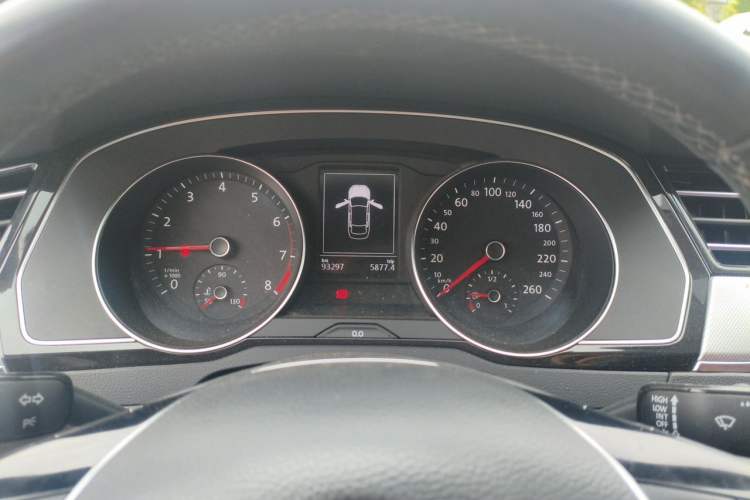 Used Volkswagen Magotan 2018 330TSI DSG Advanced Model Instrument Cluster