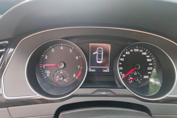 Used Volkswagen Magotan 2018 Facelift 330TSI DSG Luxury Model Instrument Cluster
