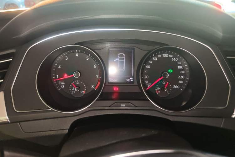 Used Volkswagen Magotan 2018 280TSI DSG Comfort Model Instrument Cluster