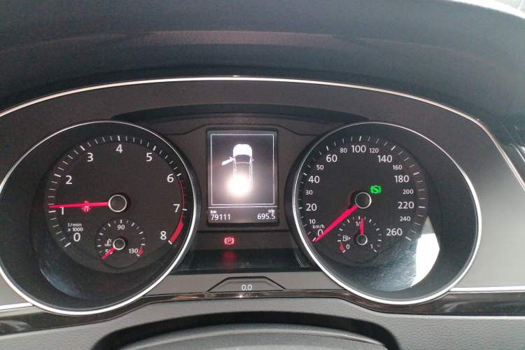 Used Volkswagen Magotan 2018 330TSI DSG Advanced Model Instrument Cluster