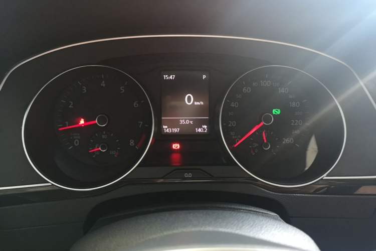 Used Volkswagen Magotan 2018 330TSI DSG Advanced Model Instrument Cluster