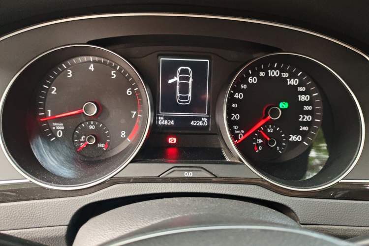 Used Volkswagen Magotan 2018 Facelift 330TSI DSG Luxury Model Instrument Cluster