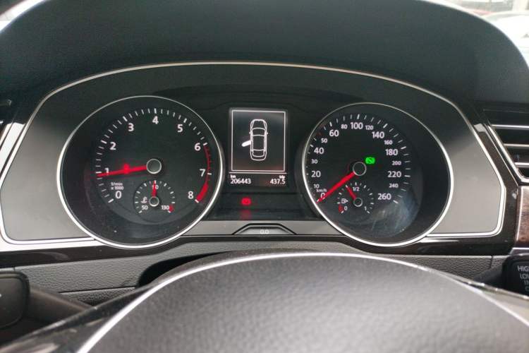 Used Volkswagen Magotan 2018 330TSI DSG Luxury Model Instrument Cluster
