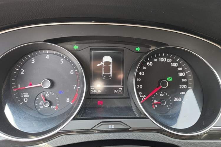 Used Volkswagen Magotan 2018 Facelift 330TSI DSG Luxury Model Instrument Cluster