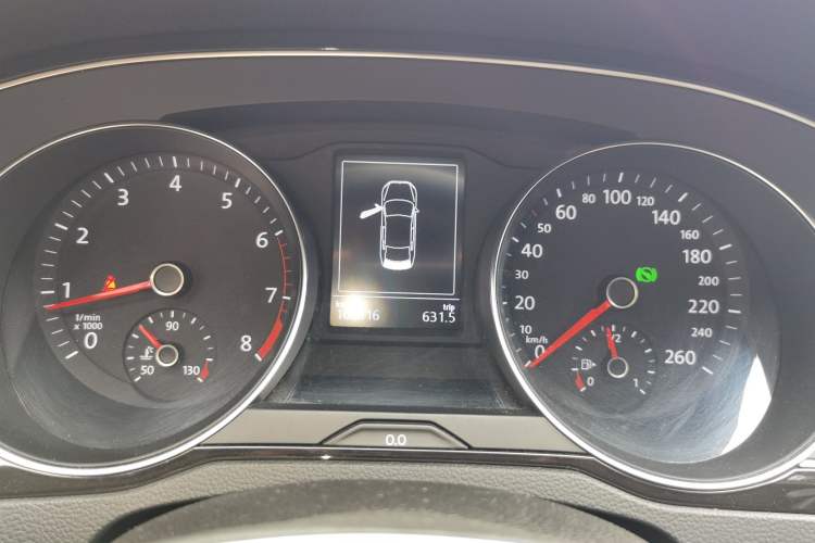 Used Volkswagen Magotan 2018 330TSI DSG Luxury Model Instrument Cluster